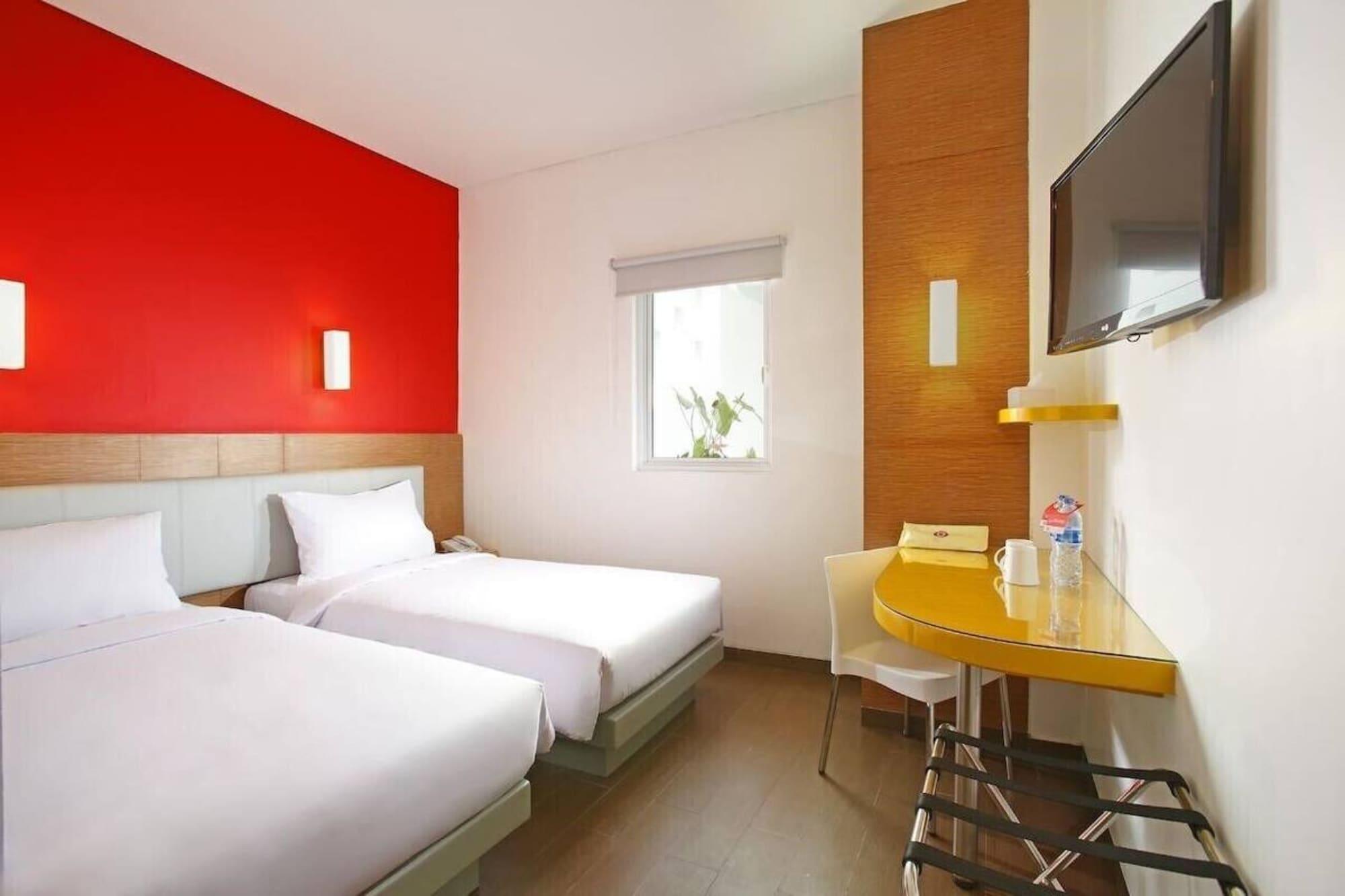 Amaris Hotel Sunset Road - Bali Кута Екстер'єр фото